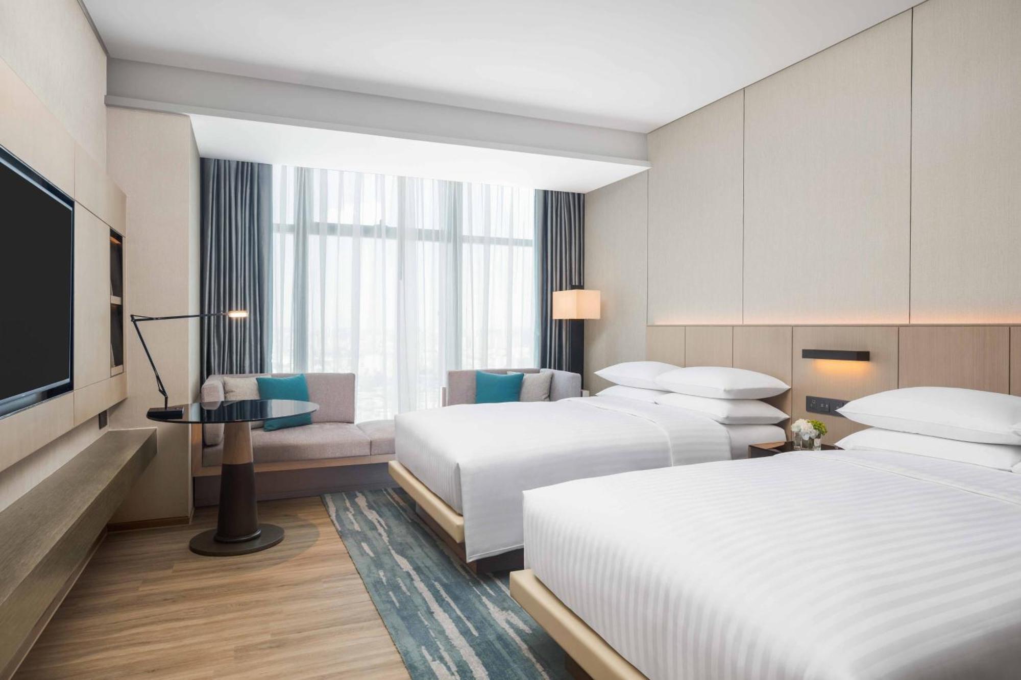 Courtyard By Marriott Shenzhen Bao'An Hotel Exterior photo